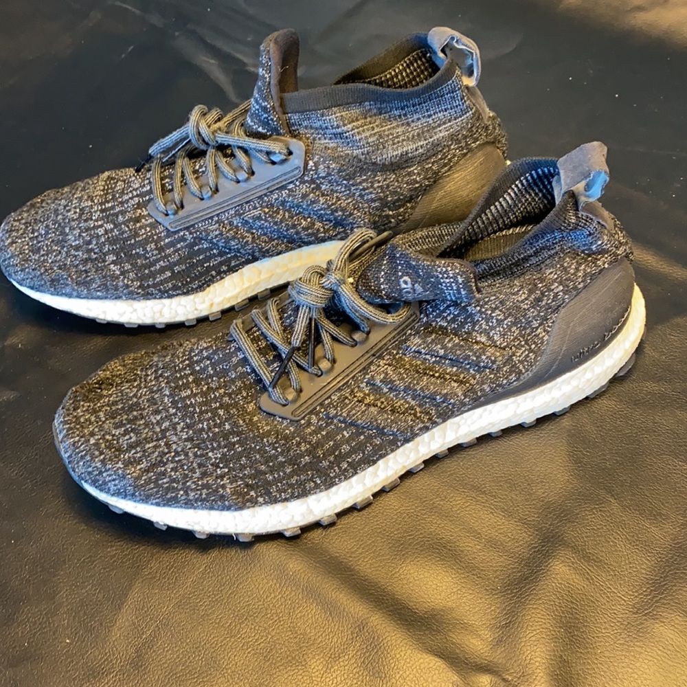 Black ultra boost men’s size 13